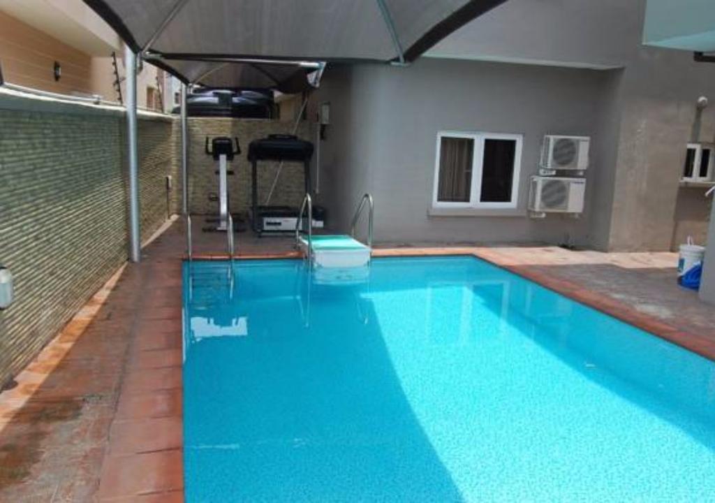 Tudor House Hotel Lagos Eksteriør billede
